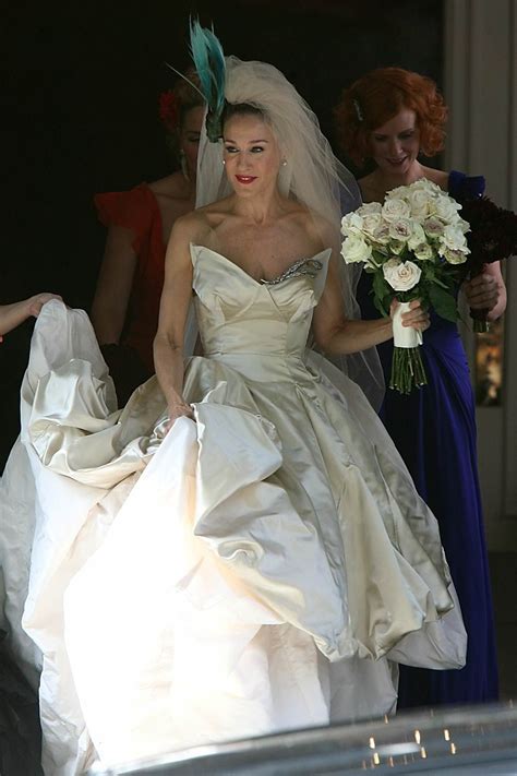 carrie bradshaw wedding gowns